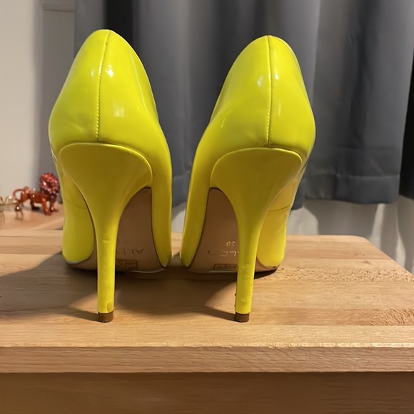 Super comfortable, Neón Also shoes - Picture 3 of 7